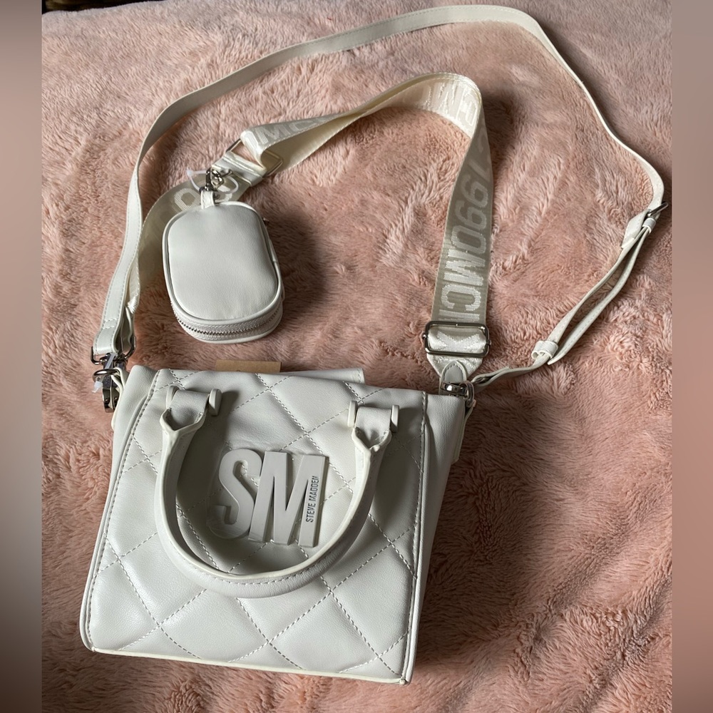 New Steve Madden Ivory Bbabi handbags with removable coin pouch